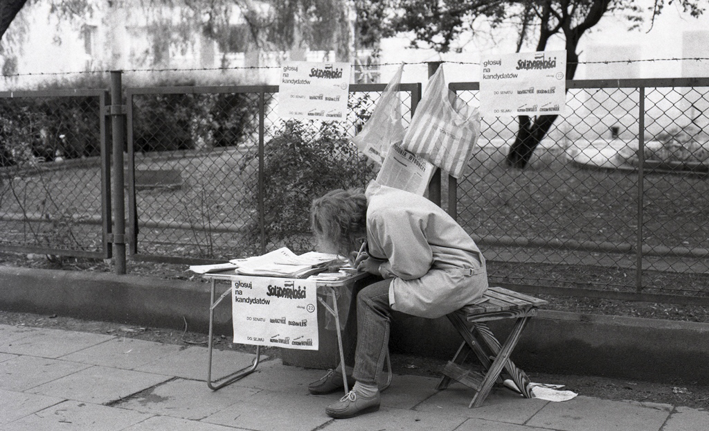 Kampagne zur Parlamentswahl 1989, Sammelstelle für Unterstützungsunterschriften in Gdańsk im Mai 1989